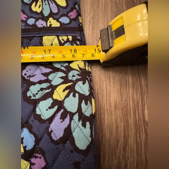 Vera Bradley overnight bag - Picture 9 of 11